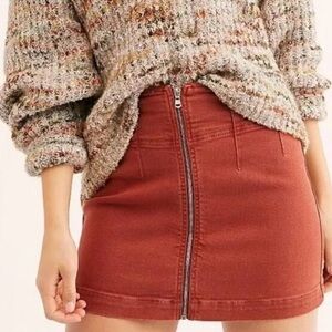 Free People We the Free Virgo Zip-Front Rust‎ Orange Stretch Denim Mini Skirt 24